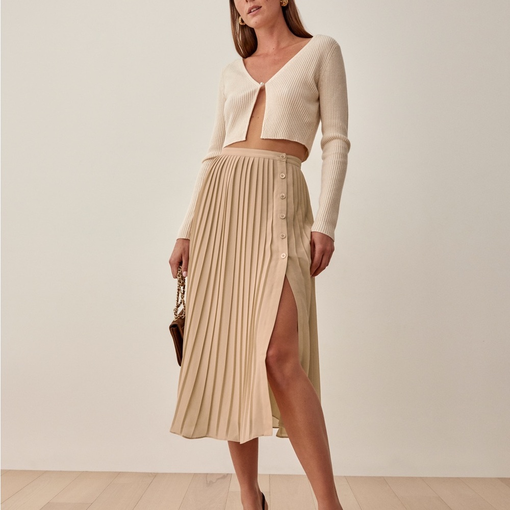 Reformation Verona Skirt Beige — size 0
